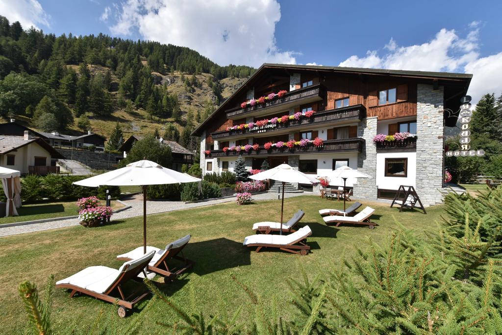 Hotel La Rouja Champoluc Exterior foto